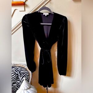 Gianni Bini Black Velvet Wrap Dress Size Small